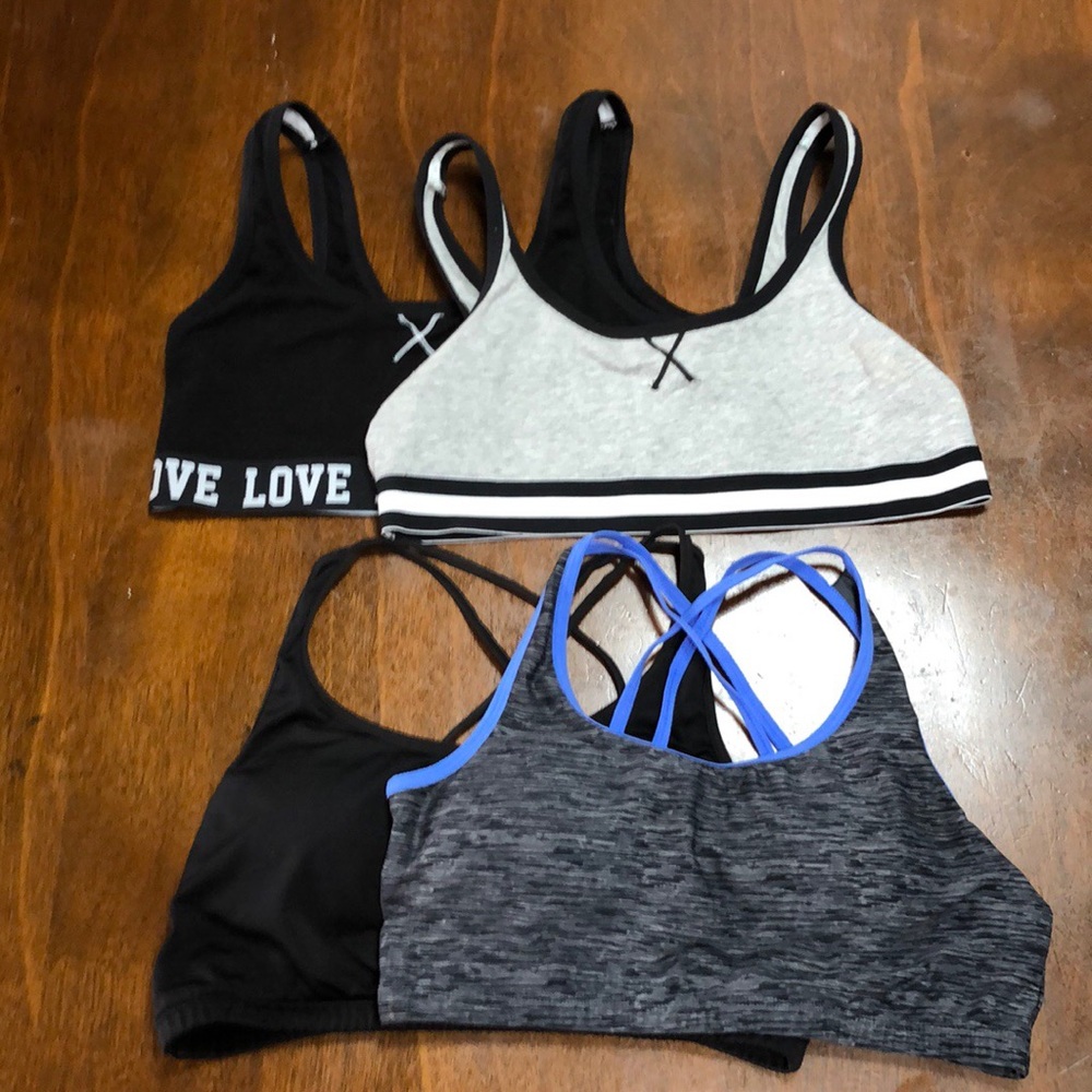 4 sports bras NWOT
